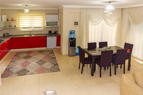 Villa Paradise Town