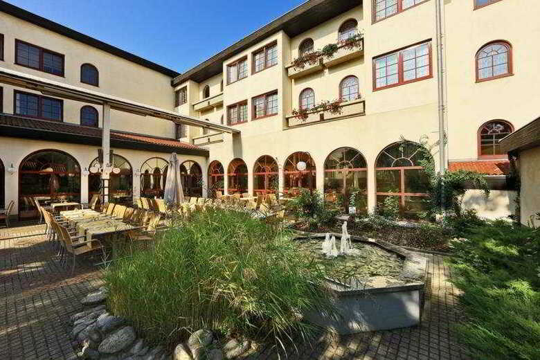 Hotel Caruso