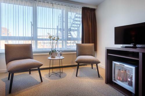 Carlton Hotel
