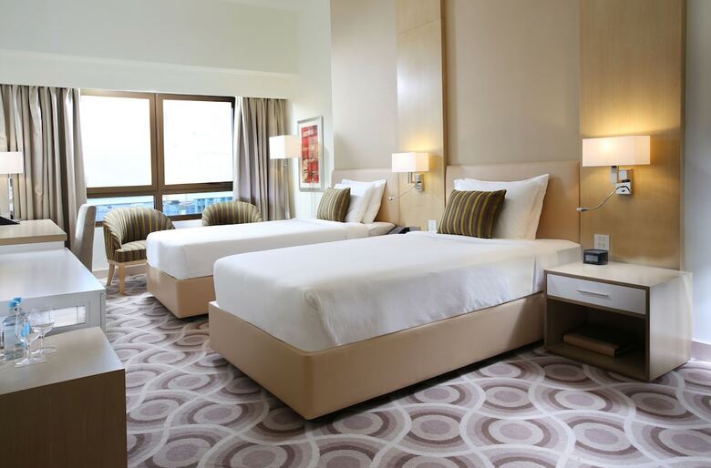 Metropolitan Hotel Dubai