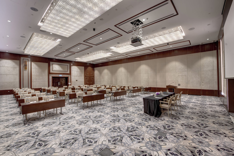 Metropolitan Hotel Dubai