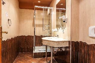 Gold Pearl Hotel