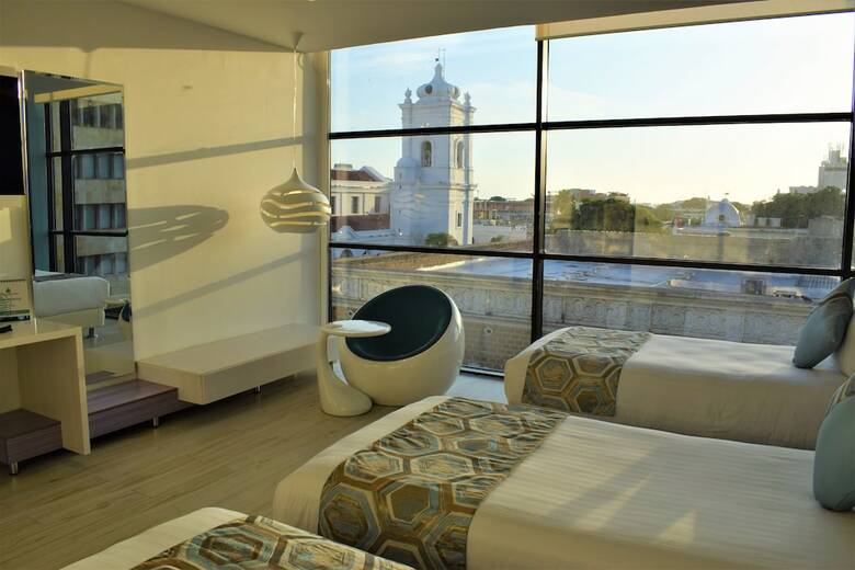 Hotel Catedral Plaza