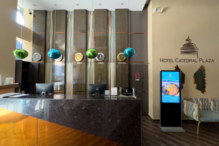 Hotel Catedral Plaza