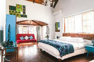 Nazu House Hotel