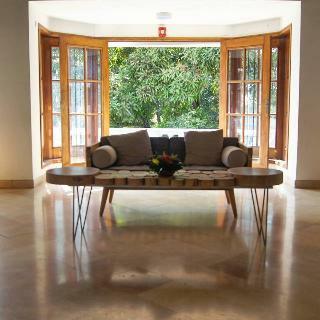 Nazu House Hotel