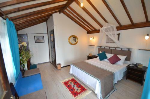Hostal Bora Bora Marin