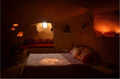 Jerveni Cave Hotel