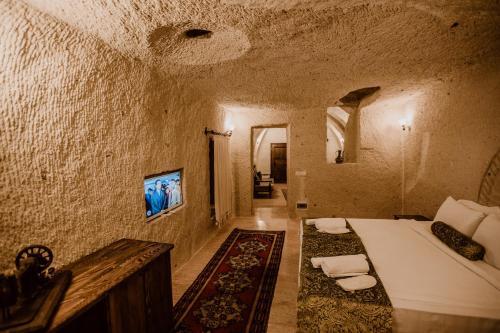 Ortahisar Cave Hotel