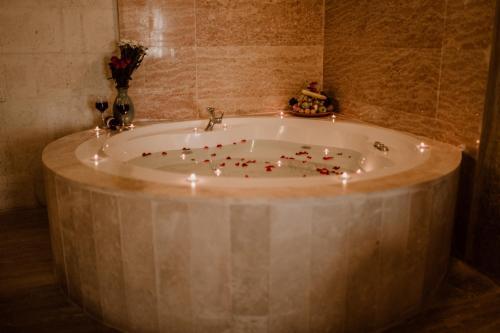 Ortahisar Cave Hotel