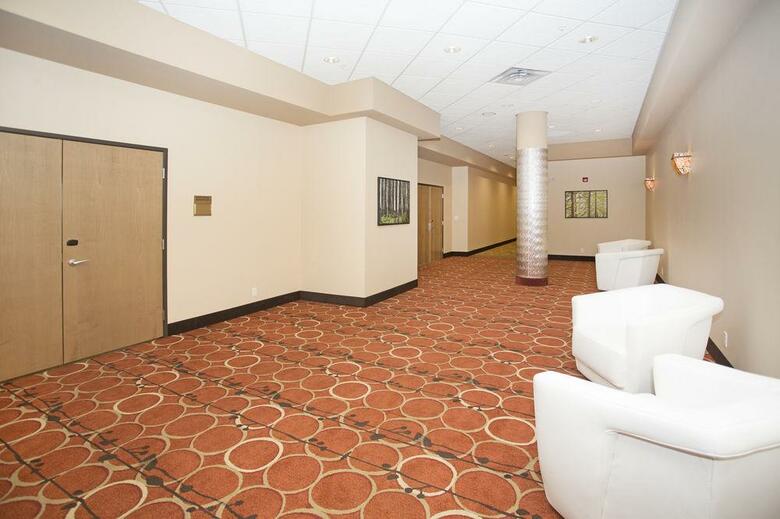 Hotel Wyndham Garden Calgary Airport