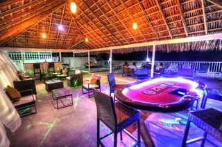 Hotel Zanzi Beach Resort