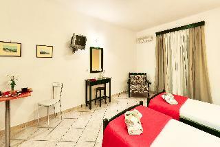Remezzo Apartments & Studios