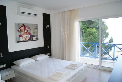 Blue Bosprina Hotel
