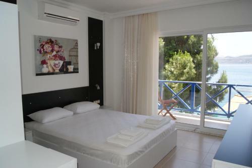 Blue Bosprina Hotel