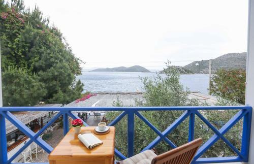 Blue Bosprina Hotel