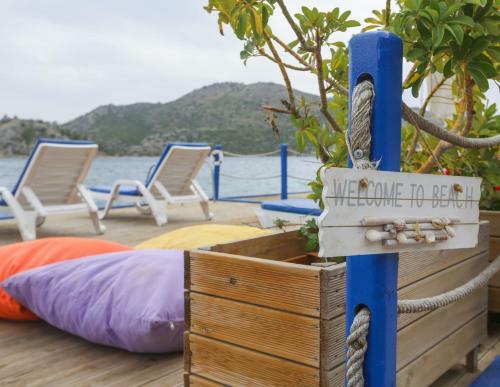Blue Bosprina Hotel