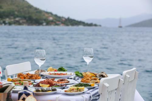 Blue Bosprina Hotel