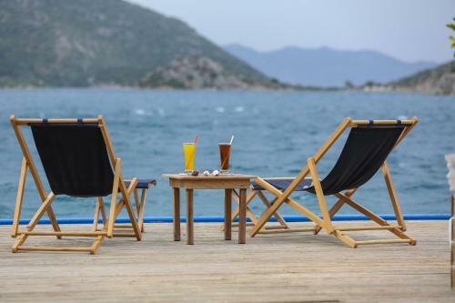 Blue Bosprina Hotel