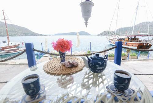 Blue Bosprina Hotel