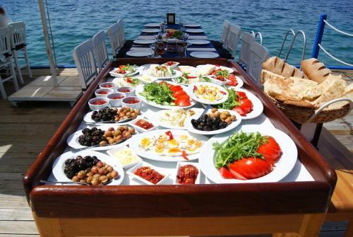 Blue Bosprina Hotel