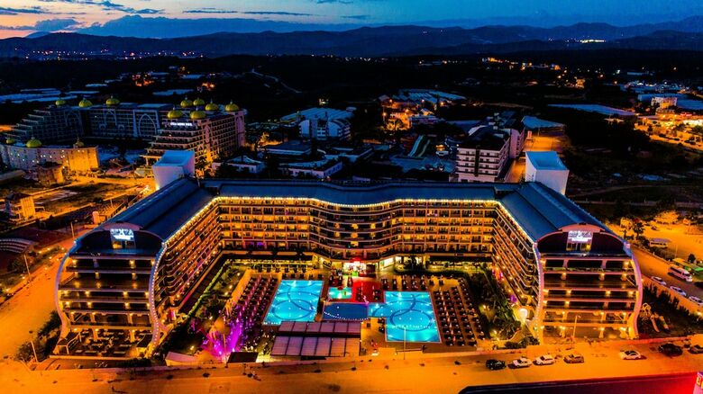 Hotel Senza The Inn Resort & Spa