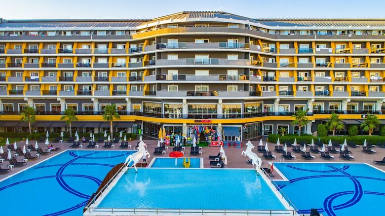 Hotel Senza The Inn Resort & Spa
