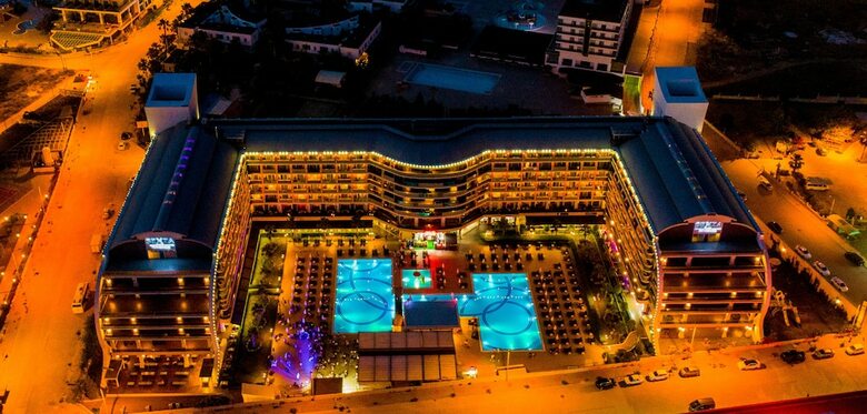 Hotel Senza The Inn Resort & Spa