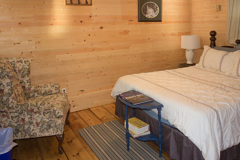 Hotel Mattawa River Cottages & Cardinal Restaurant