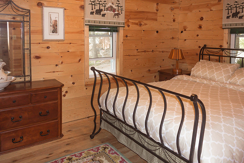 Hotel Mattawa River Cottages & Cardinal Restaurant