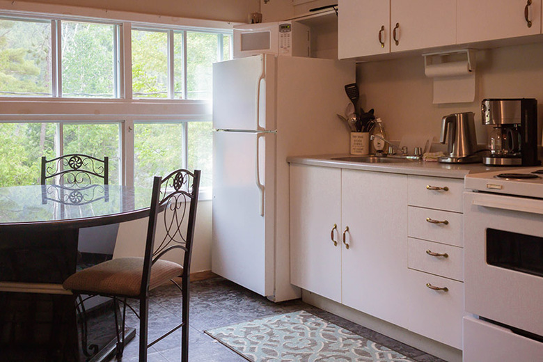 Hotel Mattawa River Cottages & Cardinal Restaurant