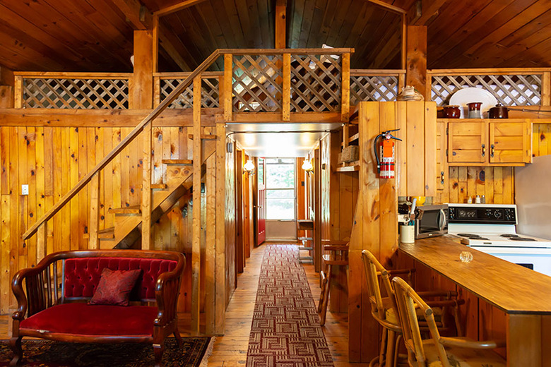 Hotel Mattawa River Cottages & Cardinal Restaurant