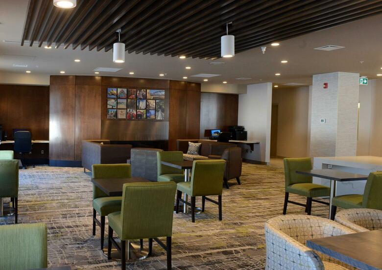 Radisson Kingswood Hotel Suites Fredericton Nb