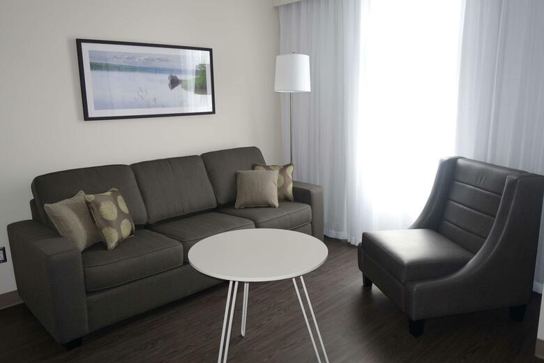 Radisson Kingswood Hotel Suites Fredericton Nb