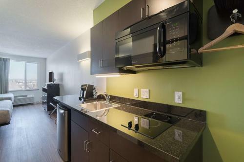 Hotel Studio 6 Bruderheim