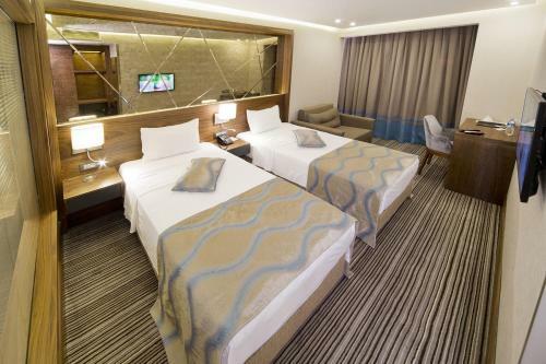 Artur Hotel
