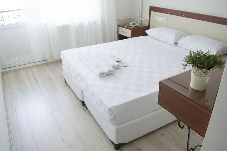 Yildirim Hotel