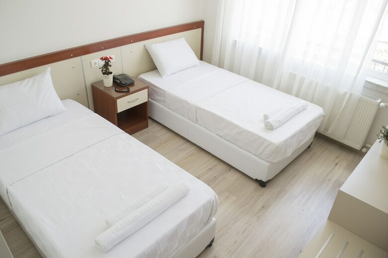 Yildirim Hotel