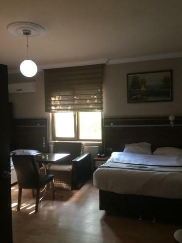 Kayzer Hotel