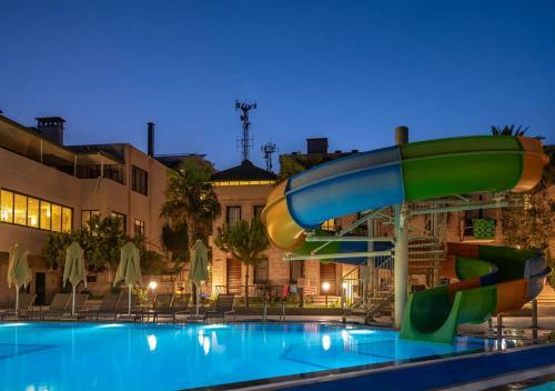 Assos Eden Gardens Hotel