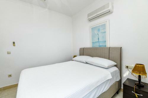Grand Sea View Aparts