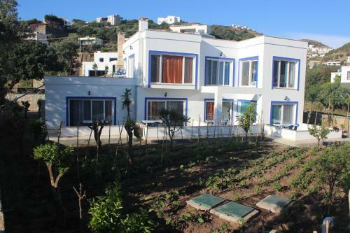 Bed & Breakfast Sakin Otel