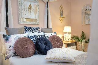 Hotel V.a. Boutique Apartments And Suites