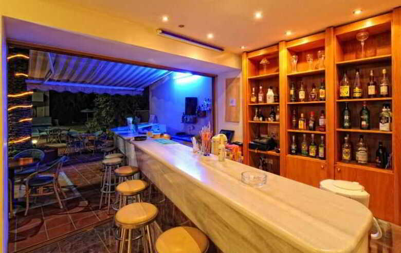 Mary Hotels Apartments