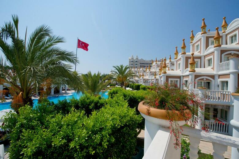 Kamelya World Hotel Selin Resort & Spa