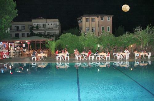 Melis Hotel