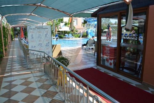 Yavuzhan Hotel
