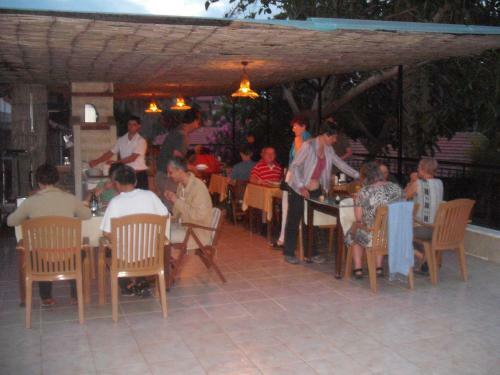 Poseidon Hotel Side