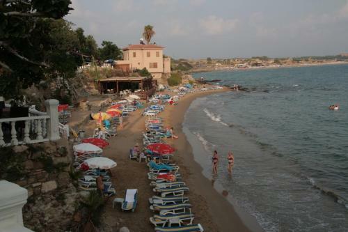 Poseidon Hotel Side