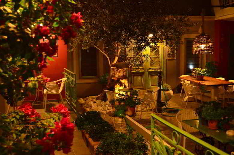 Rastoni Hotel